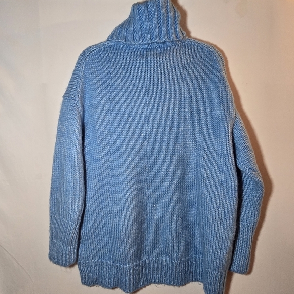 American Eagle Oversized Super Soft Knit Blue Turtleneck Sweater, sz M - Picture 7 of 8